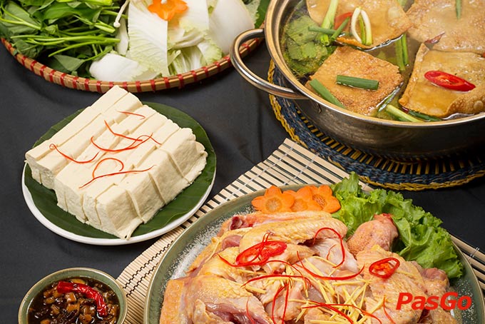 Nhà hàng Quành 6 Nguyễn Phong Sắc 16