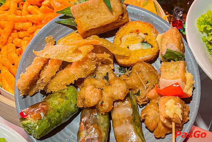 Queen BBQ Buffet - Hoàng Hoa Thám-7