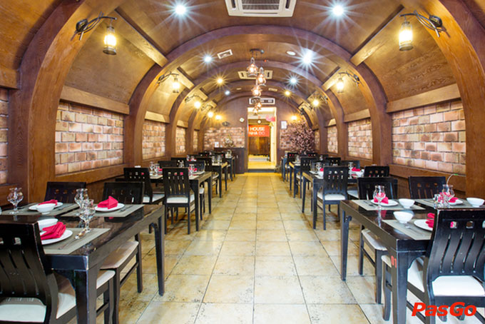 Nhà hàng Red House Hàm Long 13