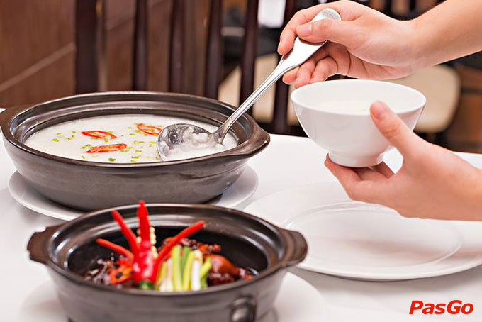 Nhà hàng Red House Hàm Long 9