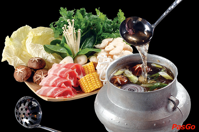 Roll Garden - Landmark 81-11