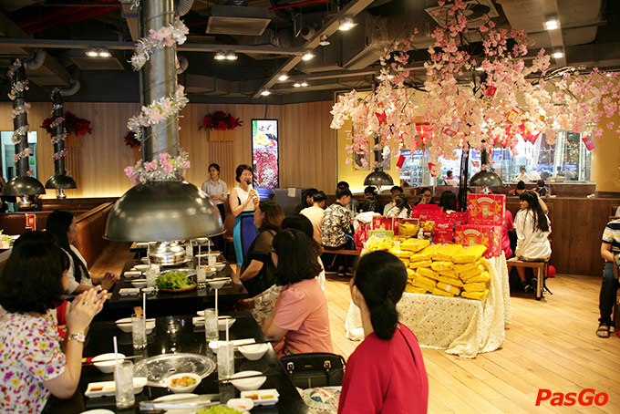 Roll Garden - Landmark 81-13