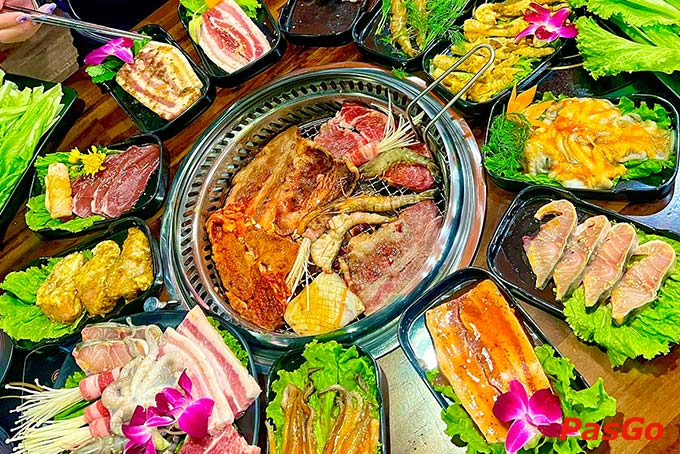 Không chỉ có những loại thịt ngon, nhà hàng Safodi còn cung cấp rất nhiều loại rau củ ăn cùng tươi ngon, đảm bảo