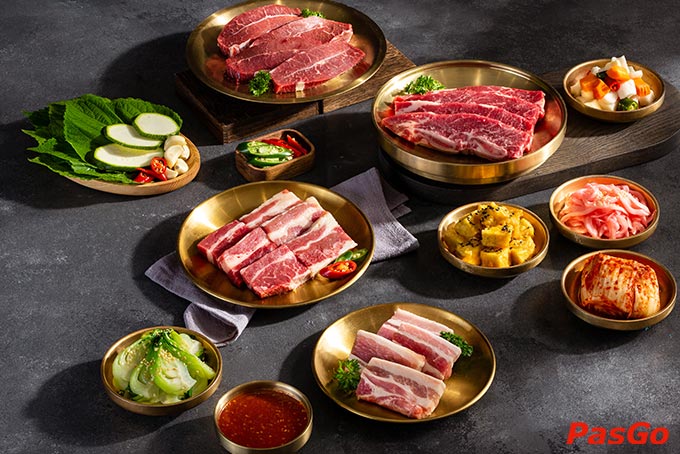 Xèo xèo khay thịt nướng nào là Thăn lõi vai bò, Dẻ sườn bò Angus hay Sườn heo rút xương chuẩn chất lượng quốc tế cũng đang đợi bạn đến thưởng thức