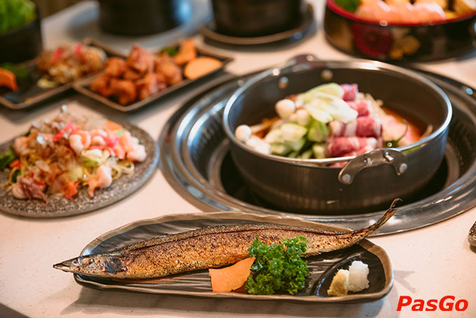 Đến Saju Sushi & BBQ thưởng thức Buffet không giới hạn hơn 60 món ăn Nhật truyền thống và sáng tạo, được phục vụ tại bàn