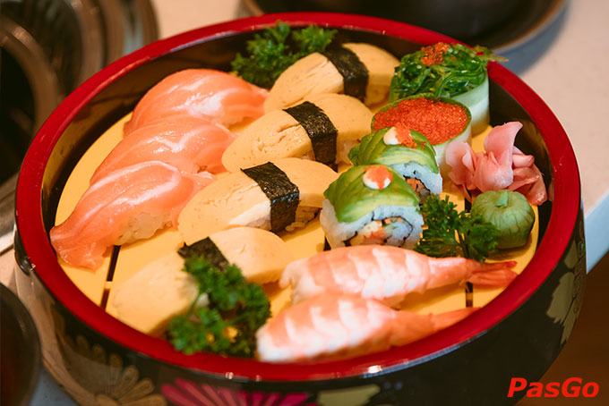 Saju Sushi & BBQ nổi tiếng với Sashimi và Sushi đa dạng tươi ngon