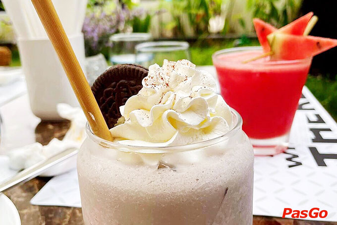 Salmon House Restaurant & Coffee Lê Quang Hòa  11