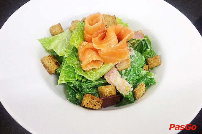 Salmon House Restaurant & Coffee Lê Quang Hòa 2