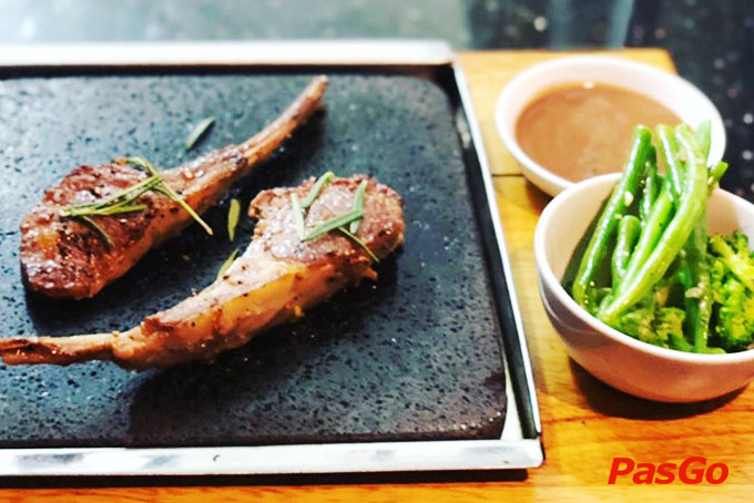 Steak Deli – Cách mạng Tháng 8-1