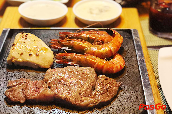 Steak Deli – Cách mạng Tháng 8-4