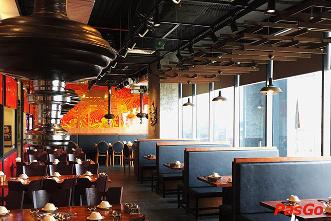 Nhà hàng Steak Way Discovery Complex Cầu Giấy 3