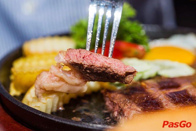 Nhà hàng Steak Way Mipec Long Biên 3