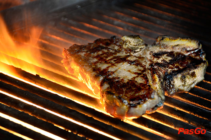 Stoker Woodfired Gill & Bar Mạc Thị Bưởi 3