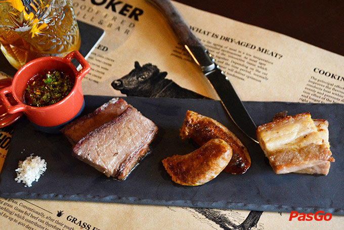 Stoker Woodfired Gill & Bar Mạc Thị Bưởi 4