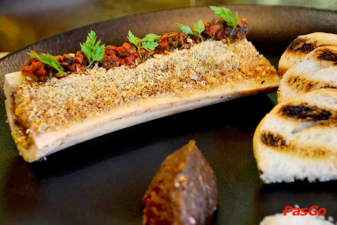 Stoker Woodfired Gill & Bar Mạc Thị Bưởi 7