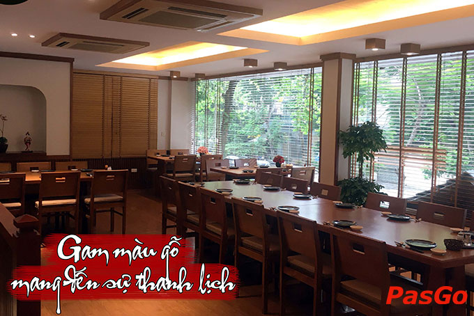  Nhà hàng phù hợp với đủ mọi mục đích của thực khách như gặp mặt, liên hoan, tiếp khách, gia đình