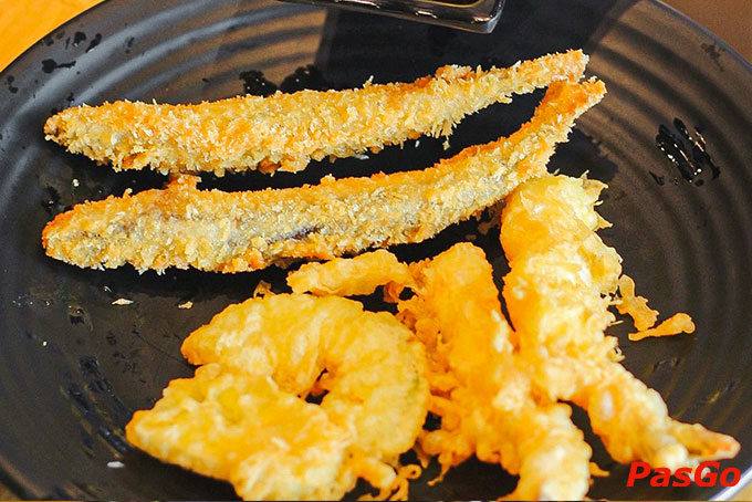 Tại Sushi in Sushi mỗi món ăn được đặt vào đó bao đam mê và tâm huyết của người đầu bếp dạn dày kinh nghiệm