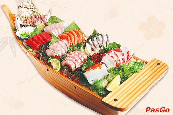 Tại Sushi World ngoài những Set Sashimi có sẵn trong menu khách còn có thể oder những set Sashimi mix tùy chọn theo sở thích của mình