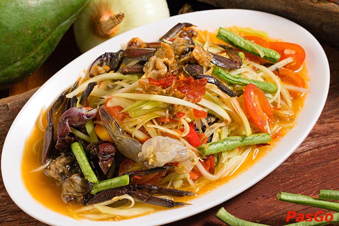 Sự hoà trộn giữa các nguyên liệu tươi ngon, phong phú chắc chắn sẽ khiến thực khách thích mê sau lần thưởng thức đầu tiên