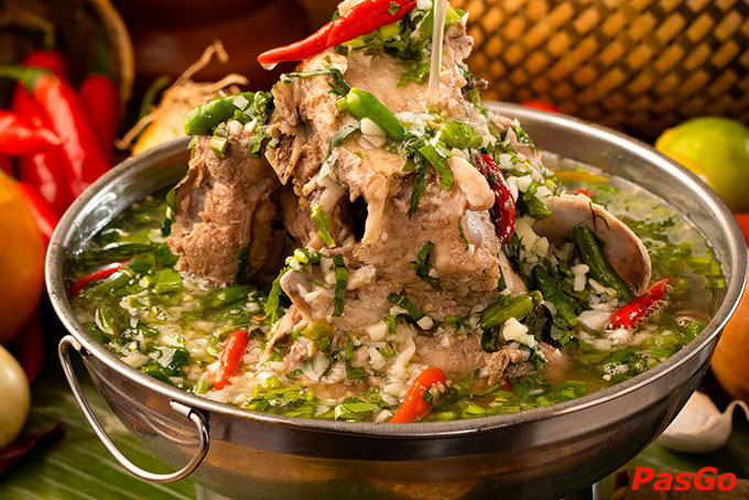 Sự hoà trộn giữa các nguyên liệu tươi ngon, phong phú chắc chắn sẽ khiến thực khách thích mê sau lần thưởng thức đầu tiên