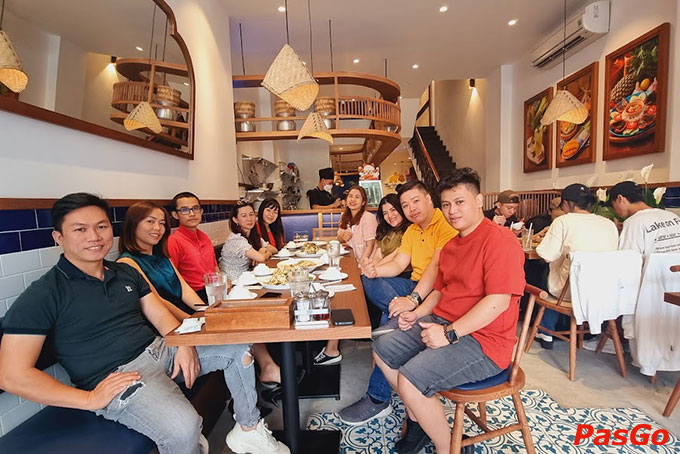 Tạm gác lại bộn bề, cùng nhau tận hưởng những phút giây hạnh phúc bên mâm đồ Thái thơm ngon nịnh mắt và không gian ấm cúng tại Thai Market Cao Thắng bạn nha