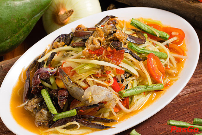 Tất cả những hương vị ấy hòa quyện vào nhau, tạo nên món ăn truyền thống đặc trưng của ẩm thực Thái đầy độc đáo