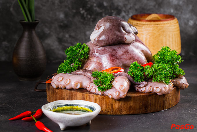 Thành công của món nướng là kết hợp cùng nhiều loại sốt chấm và ướp đa dạng, mang nhiều mùi vị đặc trưng khác nhau