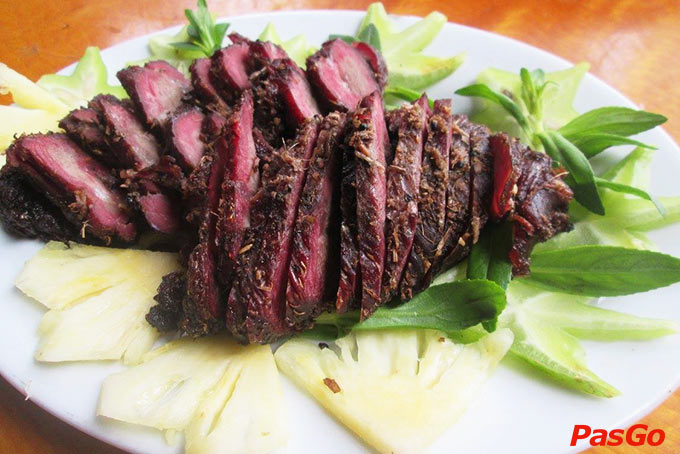 Thắng Còi - Hồ Tùng Mậu-1