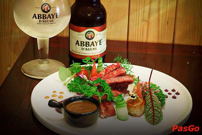 Việc thưởng thức một món ăn ngon đi kèm một thức uống đi cùng hợp khẩu vị mới có thể làm tăng hương vị món ăn nâng lên một tầm mới