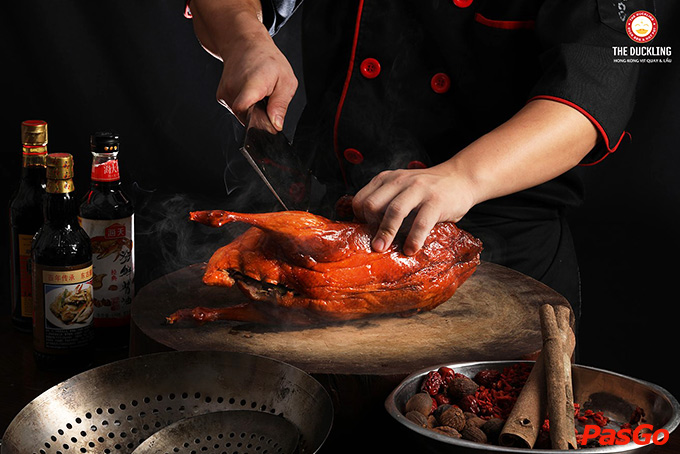 The Duckling - Nguyễn Văn Tuyết-1