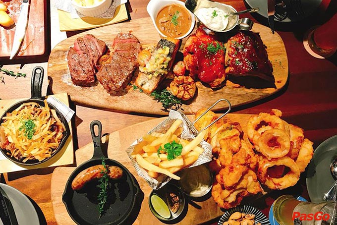 The Rooftop BBQ Lê Duẩn 12