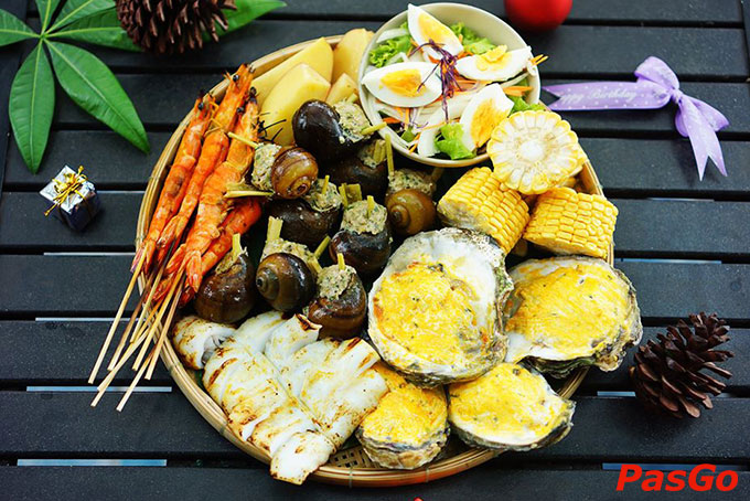 The View Rooftop Bar Bùi Viện 13