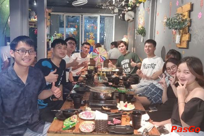 Điểm hẹn lý tưởng cho những dịp tụ họp, liên hoan, sinh nhật, cho những bữa ăn sum họp bên người thân, bạn bè