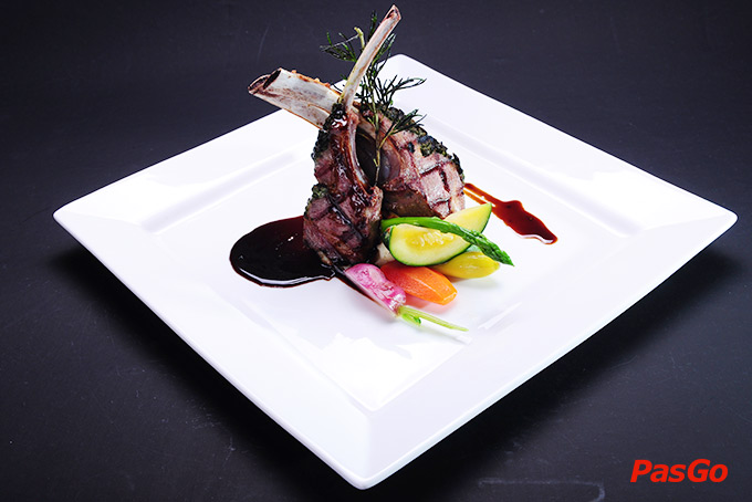 Nhà hàng Top Chef Hoàng Hoa Thám 3