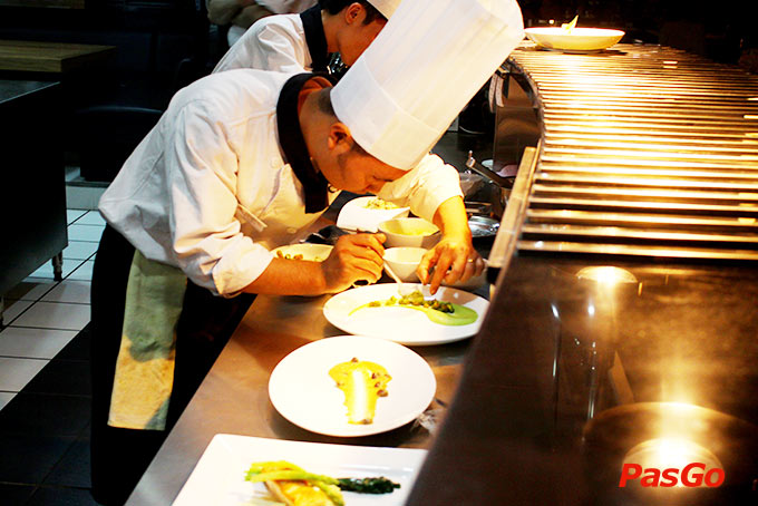 Nhà hàng Top Chef Hoàng Hoa Thám  9