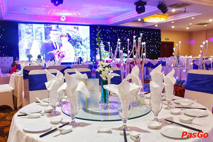 Nhà hàng Diamond Place II