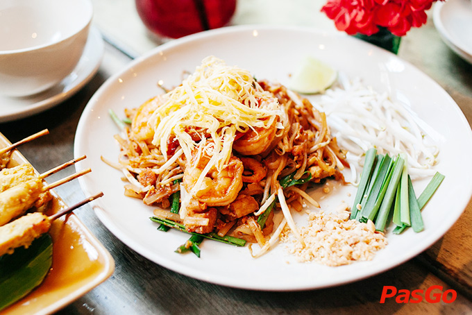 TukTuk Thai Bistro Trần Ngọc Diện 8