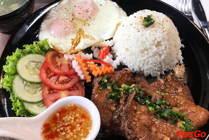 Nhà hàng Urban Square Phan Liêm 16