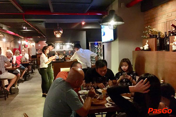 V Steak Station - Bùi Thị Xuân-16