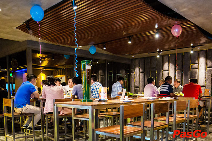 Nhà hàng Vuvuzela Trần Phú 15