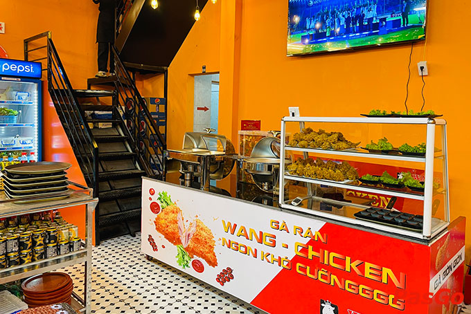 Nhà hàng rất lý tưởng cho những bữa tiệc liên hoan, giao lưu, hội ngộ hay cả những bữa ăn sum họp, đầm ấp bên gia đình và bạn bè.