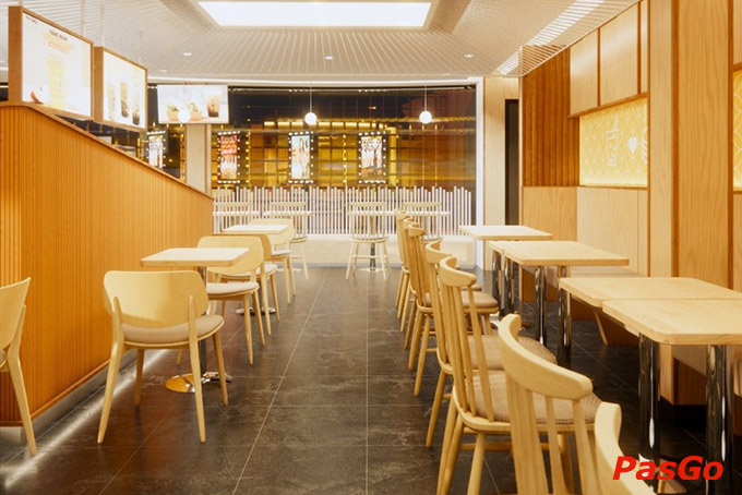 Không gian nhà hàng hiện đại, trẻ trung đậm chất xứ Đài với sức chứa 60 khách