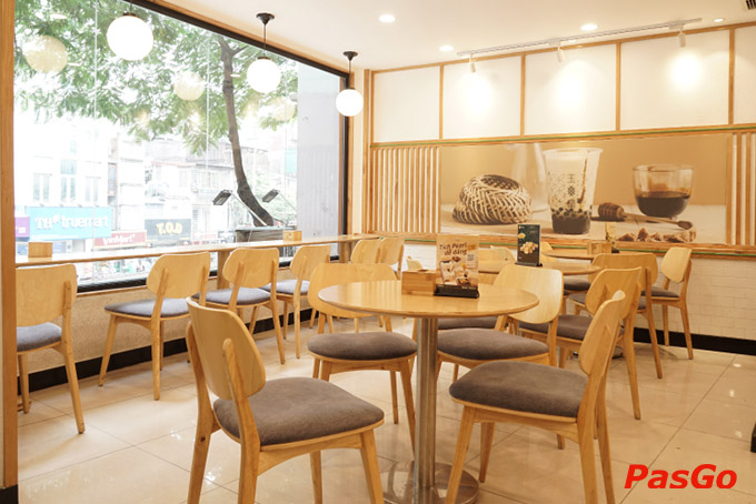 Không gian nhà hàng hiện đại, trẻ trung đậm chất xứ Đài với sức chứa 60 khách