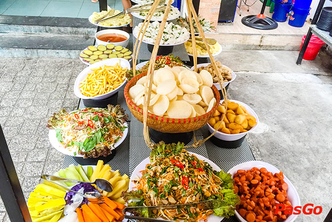 Nhà hàng Zallo Hòn Chồng 4