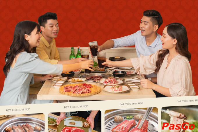 Nhóm bạn trẻ thưởng thức tiệc nướng sôi động tại Gogi House – nơi gắn kết tình thân qua món ăn hấp dẫn.