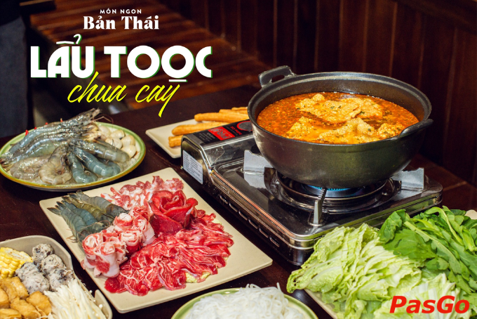 Lẩu tọoc chua cay đậm đà tại Món Ngon Bản Thái – sự giao thoa tinh tế giữa ẩm thực miền Bắc và vùng cao Tây Bắc.