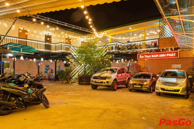 Nhà hàng ở Đà Lạt cho khách đoàn không gian rộng, có phòng VIP riêng