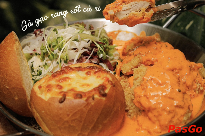 Món gà gạo rang sốt cà ri đặc trưng nhà hàng view đẹp Đà Lạt Túi Mơ To