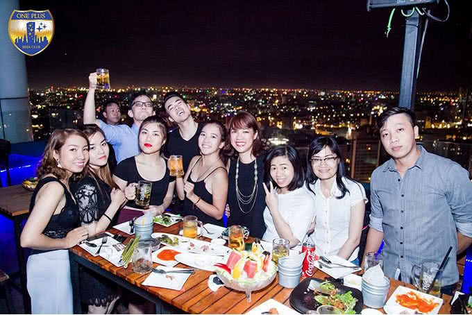 nhà hàng oneplus beer club 18
