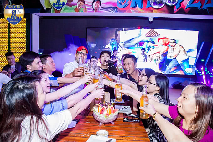 nhà hàng oneplus beer club 19